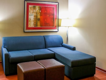 comfort suites at virginia center commons