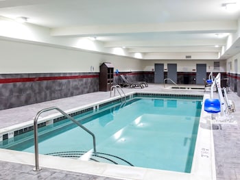 comfort suites at virginia center commons