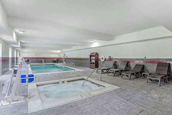 comfort suites at virginia center commons