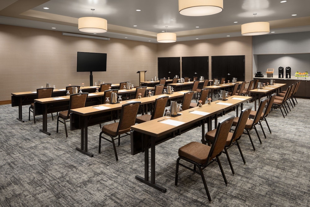 courtyard by marriott seattle bellevue downtown