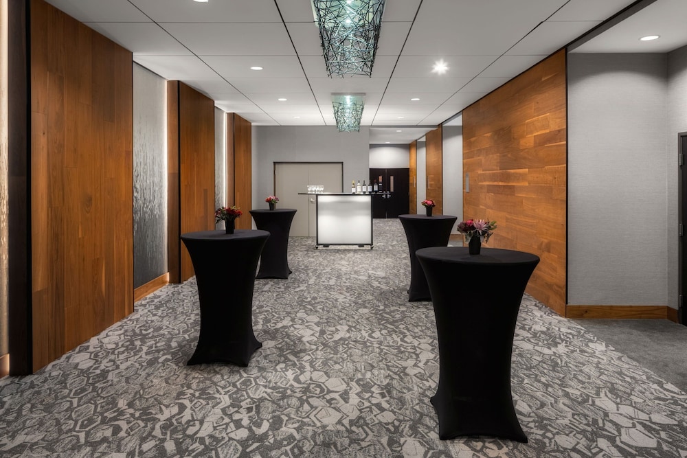 courtyard by marriott seattle bellevue downtown