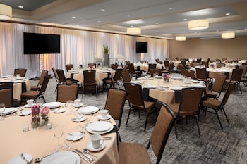courtyard by marriott seattle bellevue downtown