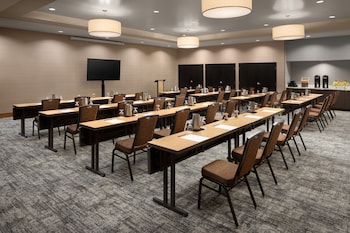 courtyard by marriott seattle bellevue downtown