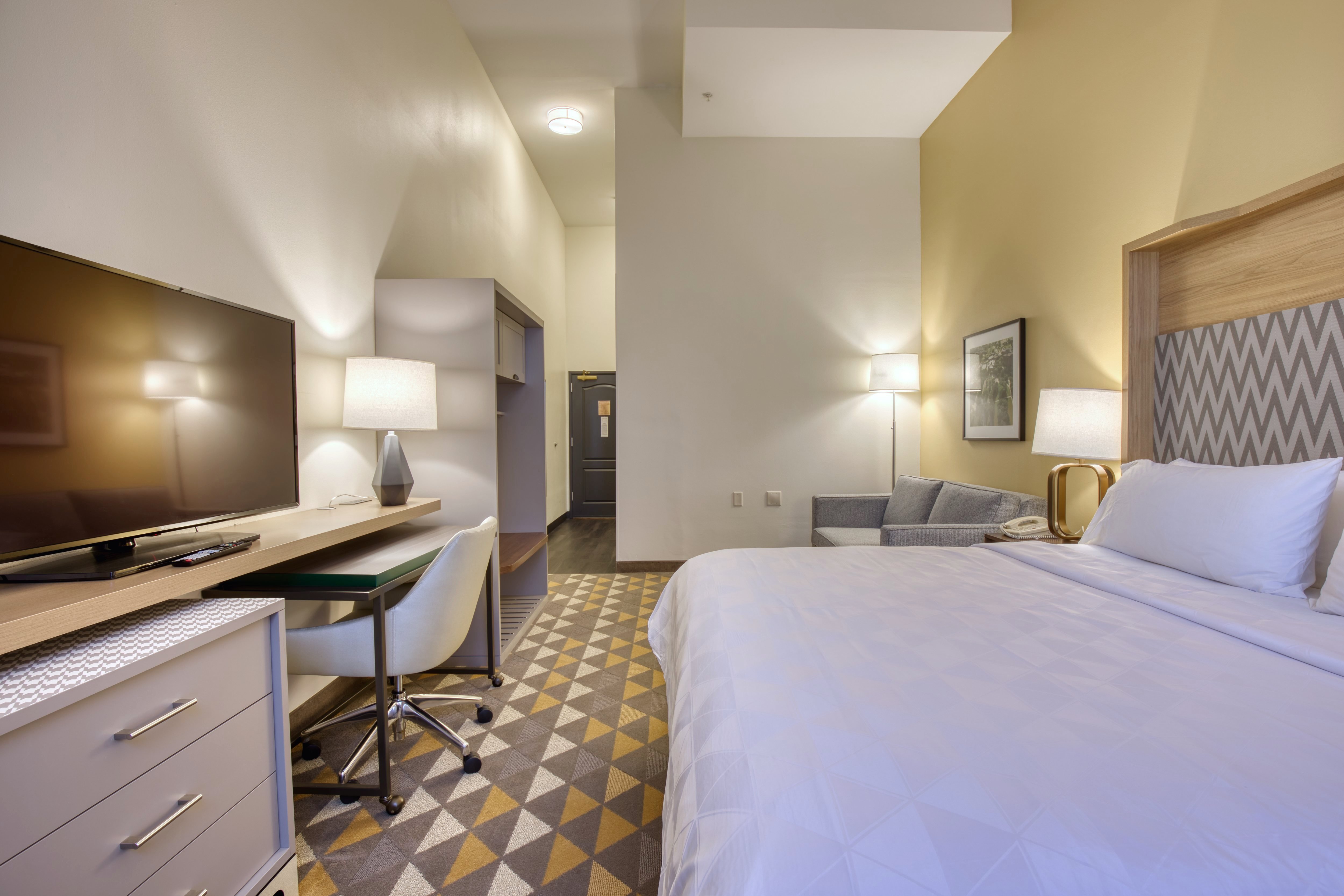 holiday inn hotel and suites madison west an ihg hotel