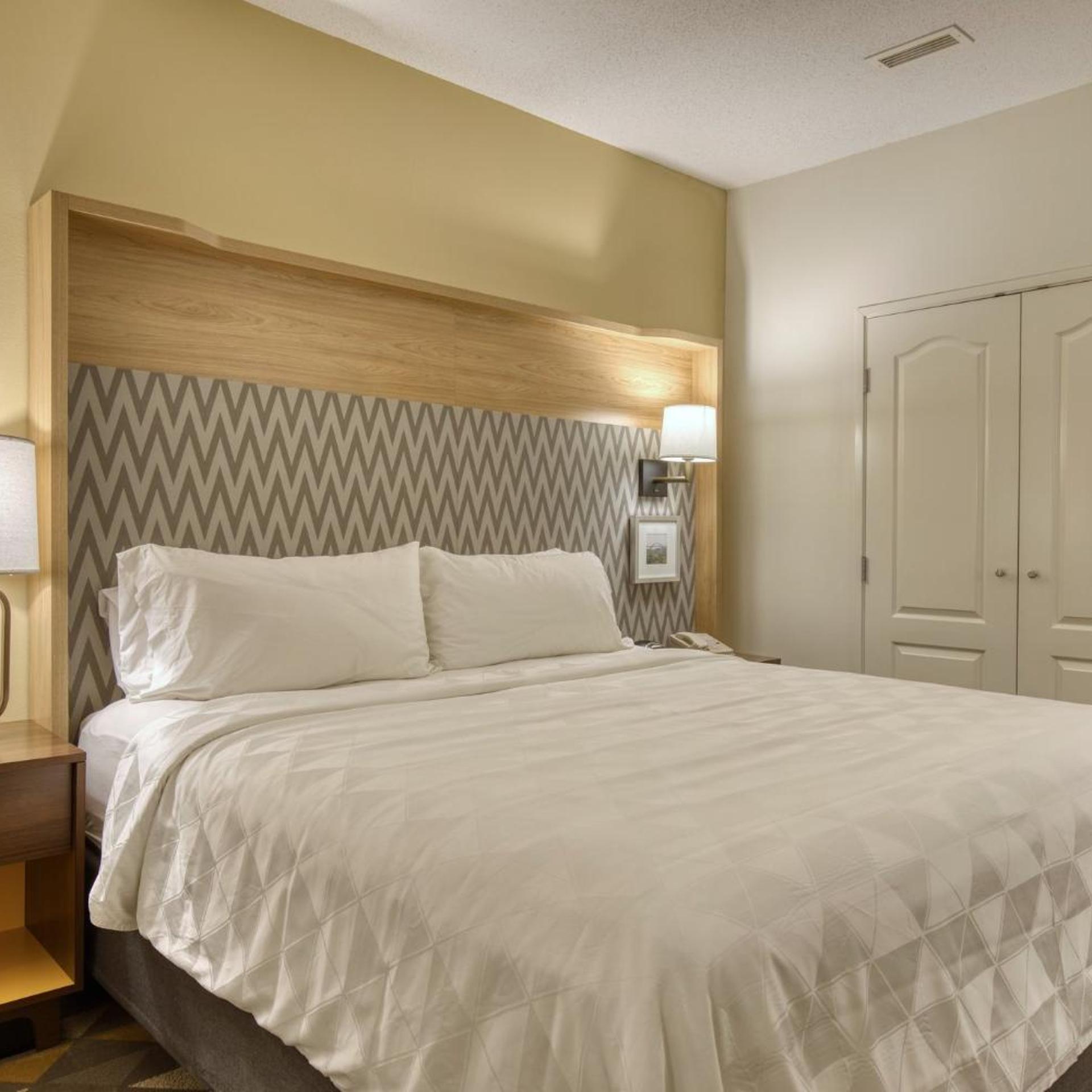 holiday inn hotel and suites madison west an ihg hotel