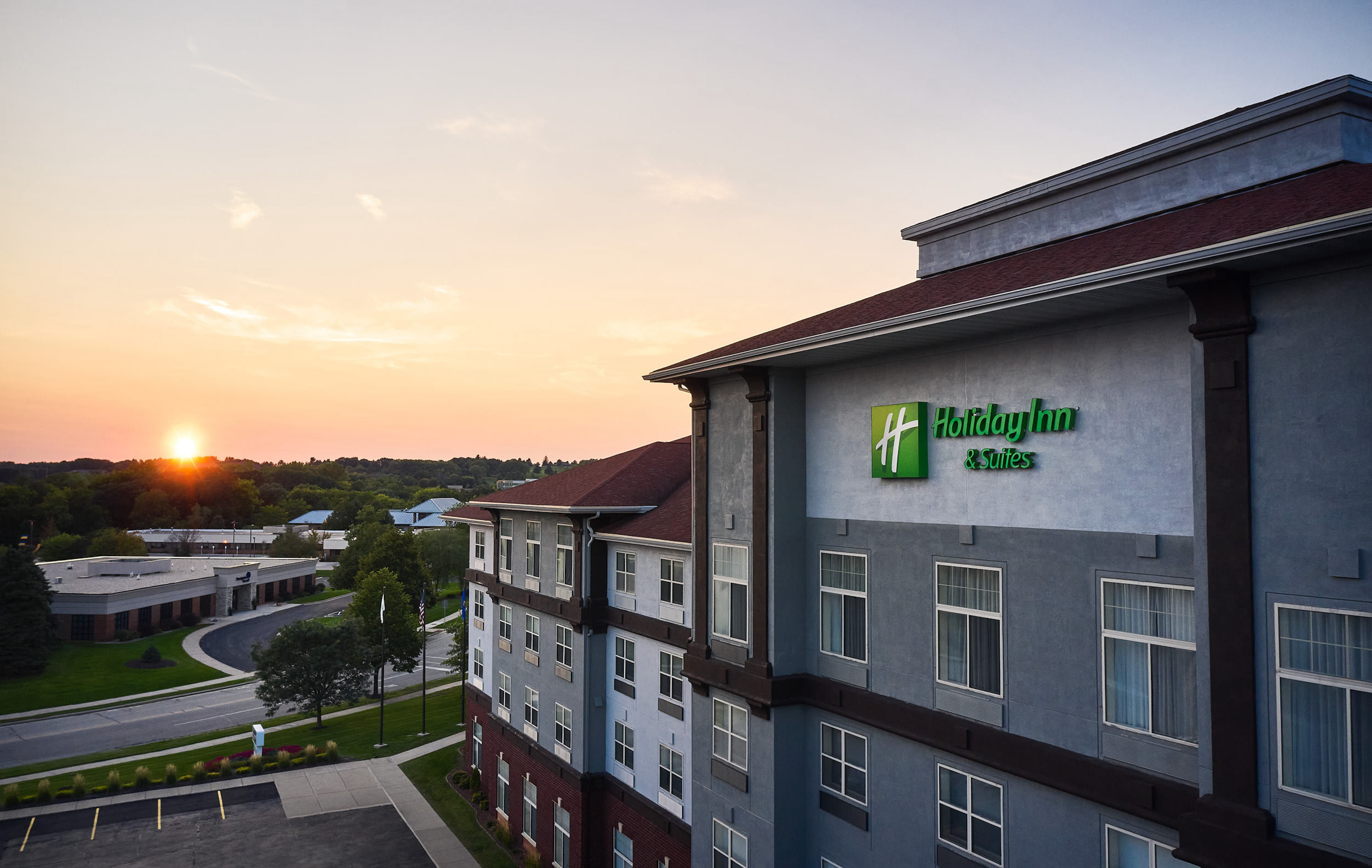 holiday inn hotel and suites madison west an ihg hotel