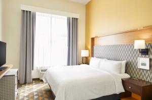 holiday inn hotel and suites madison west an ihg hotel