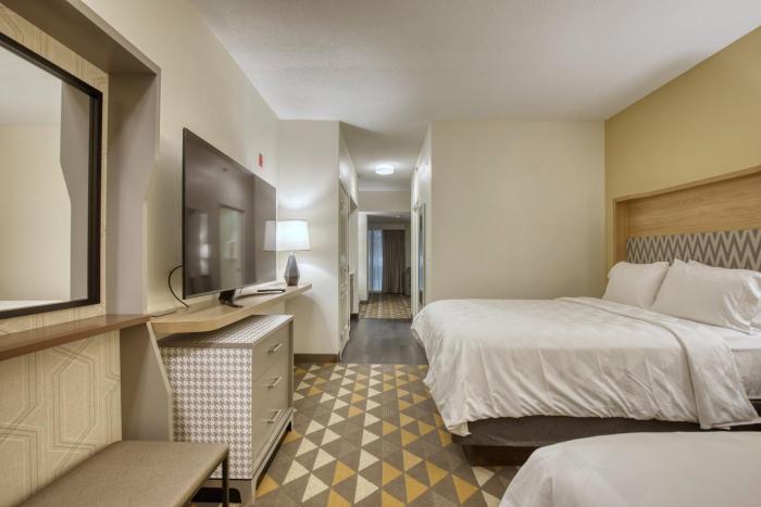 holiday inn hotel and suites madison west an ihg hotel