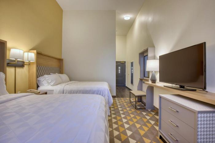 holiday inn hotel and suites madison west an ihg hotel