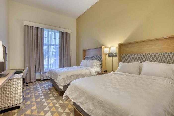 holiday inn hotel and suites madison west an ihg hotel