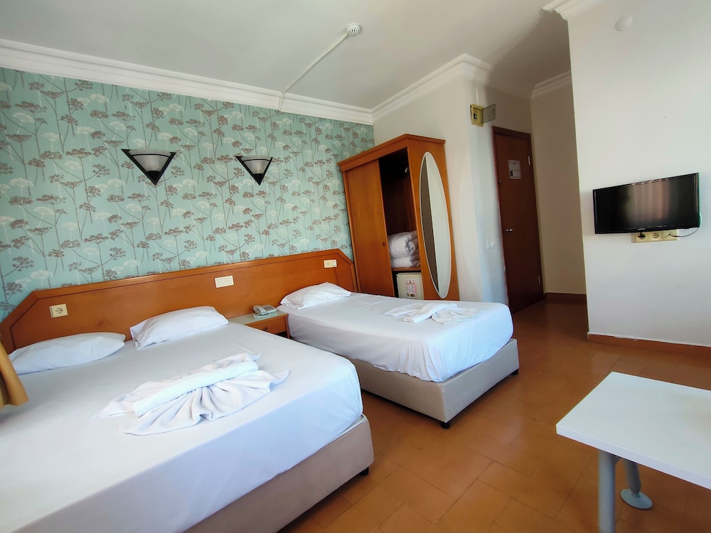 gulizar hotel konyaalti