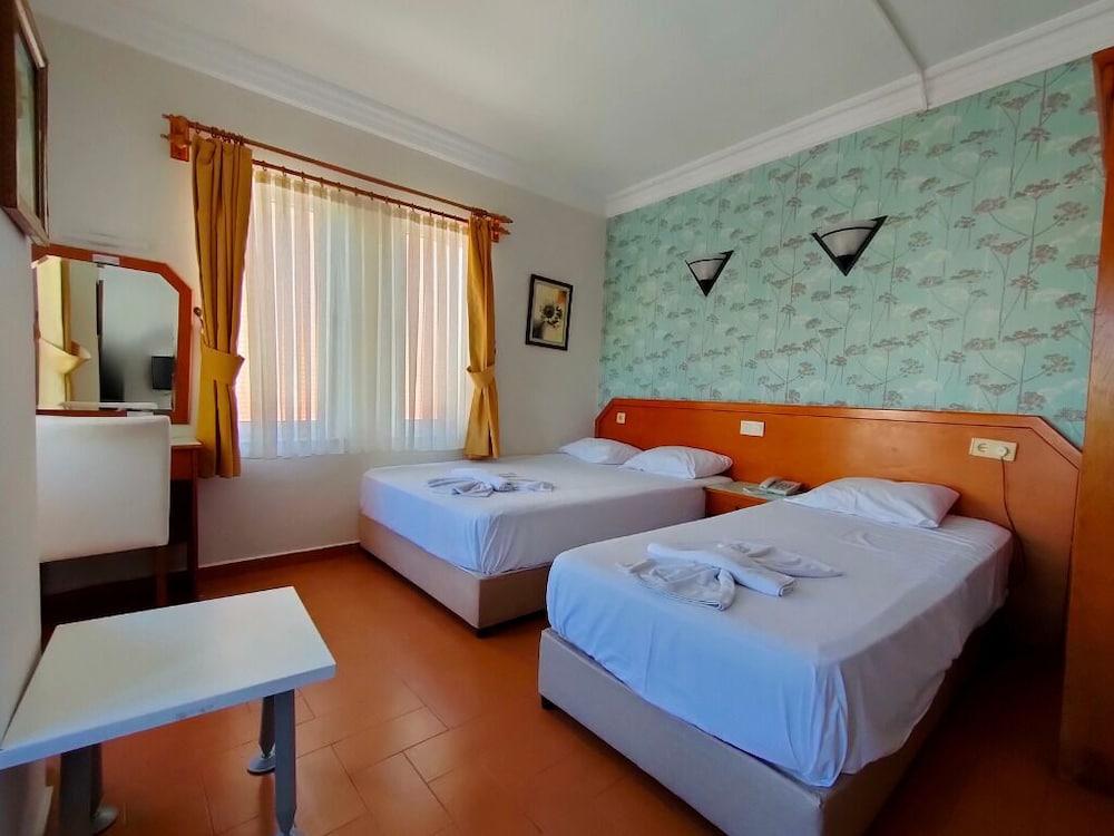 gulizar hotel konyaalti