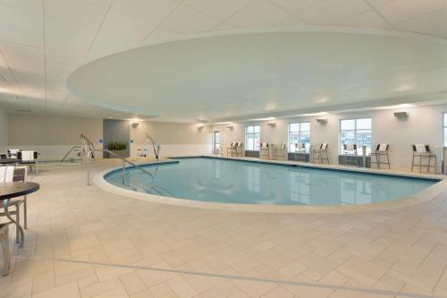 hampton inn and suites rosemont chicago ohare