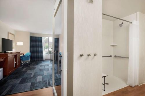 hampton inn and suites rosemont chicago ohare