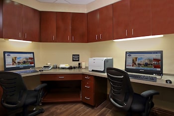 hampton inn and suites madisonville