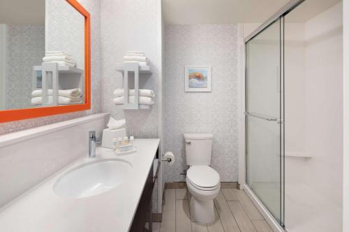 hampton inn santa cruz west ca