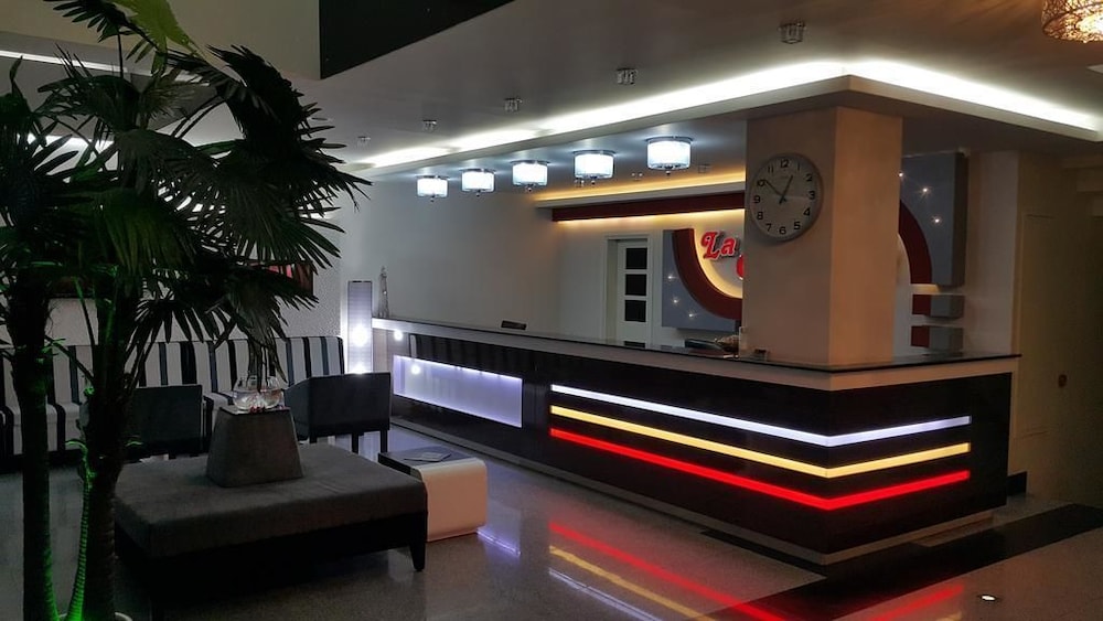 hotel la bella soma