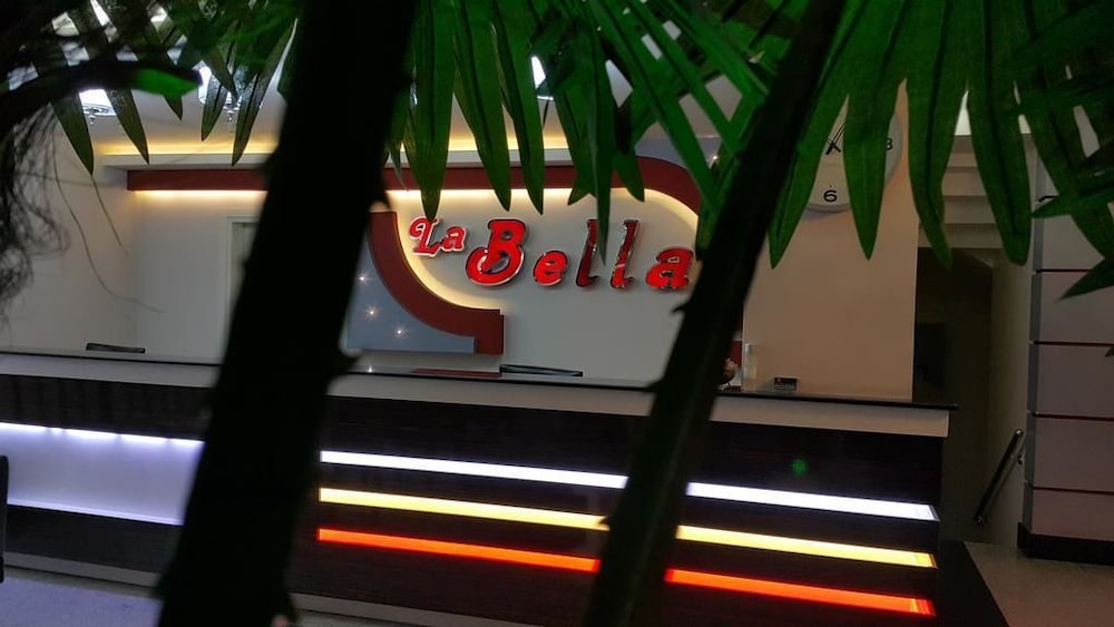 hotel la bella soma