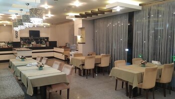 hotel la bella soma