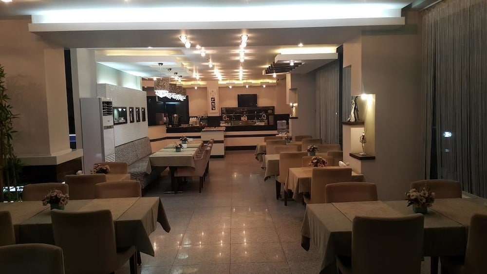 hotel la bella soma