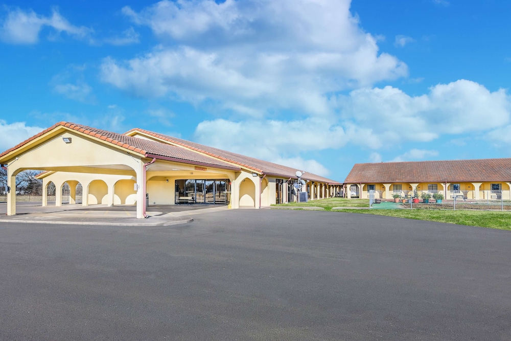 americas best value inn bonham