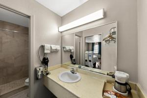 americas best value inn bonham