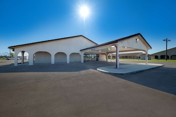 Americas Best Value Inn Bonham,Denison>>Bonham,2 star
