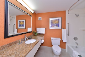 best western plus fresno airport hotel