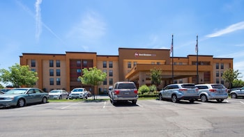best western plus fresno airport hotel