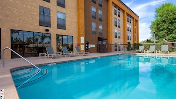 best western plus fresno airport hotel
