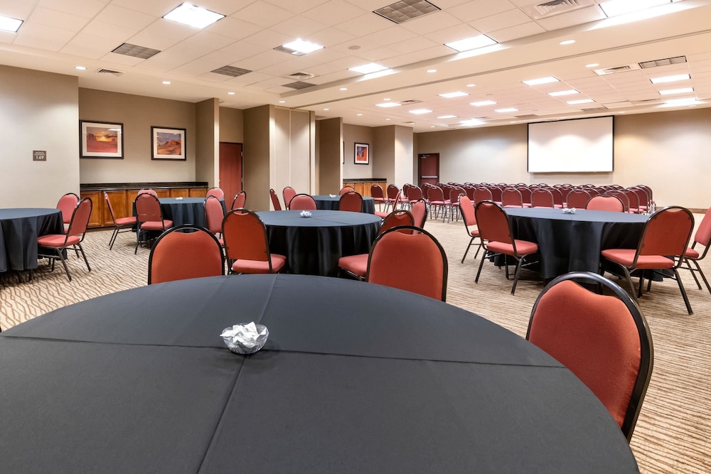comfort suites goodyear west phoenix