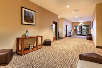 comfort suites goodyear west phoenix