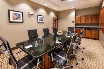 comfort suites goodyear west phoenix