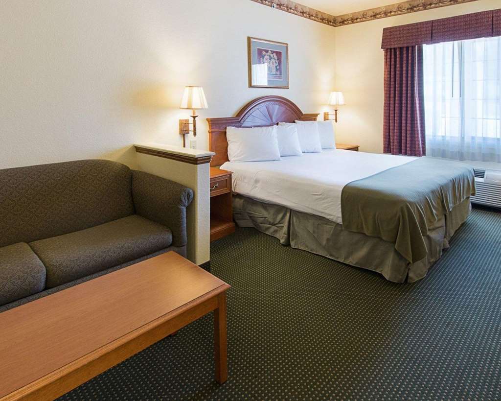 quality inn and suites glen rose