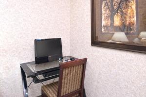 americas best value inn and suites maryville