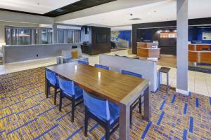 courtyard by marriott chicago glenview northbrook