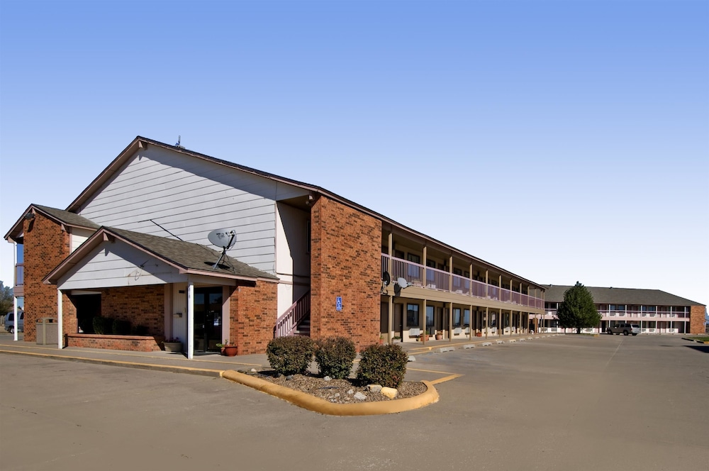 Americas Best Value Inn Garden City,Ford County>>Dodge City,2 star