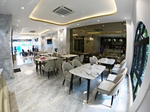 dinh phat hotel