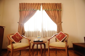 hoang yen hotel