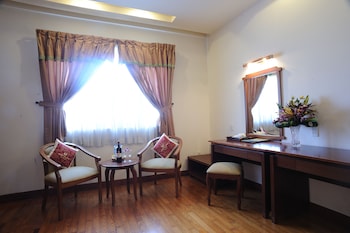hoang yen hotel