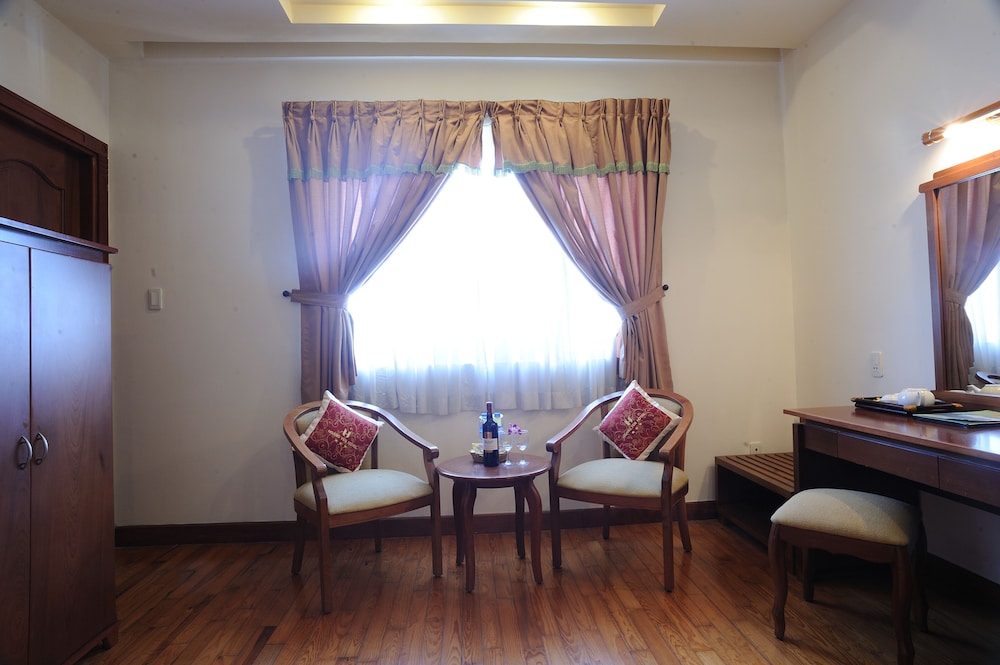 hoang yen hotel