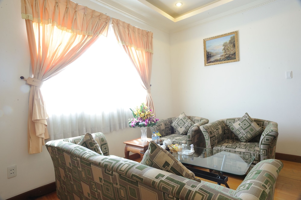 hoang yen hotel