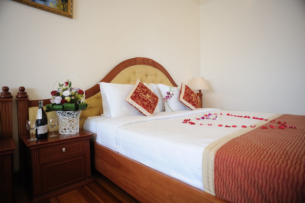 hoang yen hotel