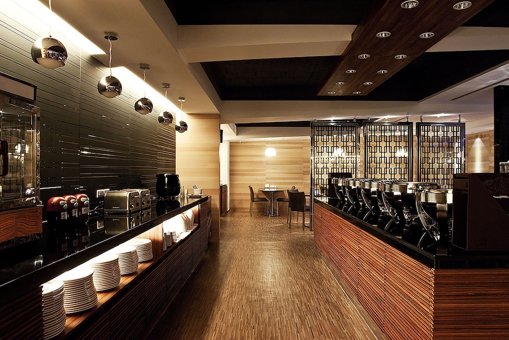 royal group hotel chang chien branch