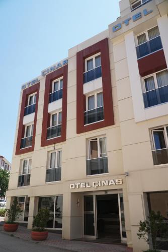 cinas hotel