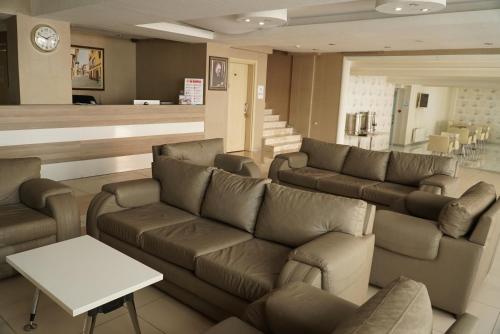 cinas hotel