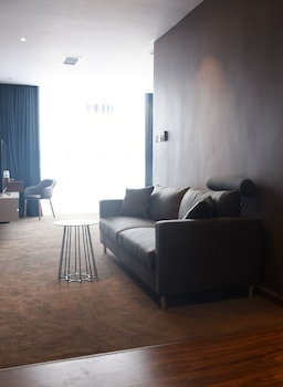 signature boutique hotel