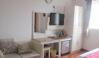 linh phuong 2 hotel