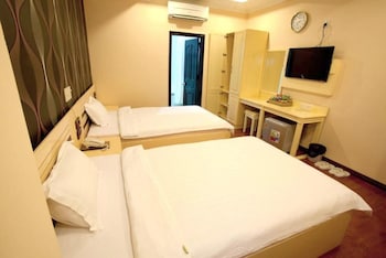 linh phuong 2 hotel