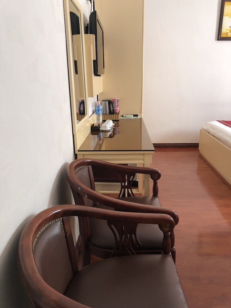 linh phuong 2 hotel